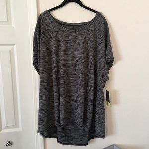 NWT Xersion cutout back workout tunic